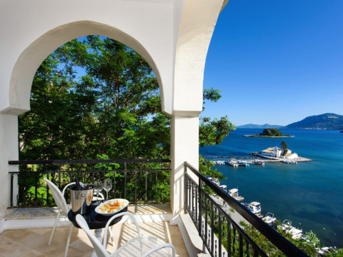 ROYAL BOUTIQUE HOTEL