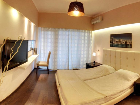ROYAL GRAND HOTEL
