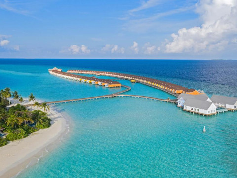 THE STANDARD, HURUVALHI MALDIVES