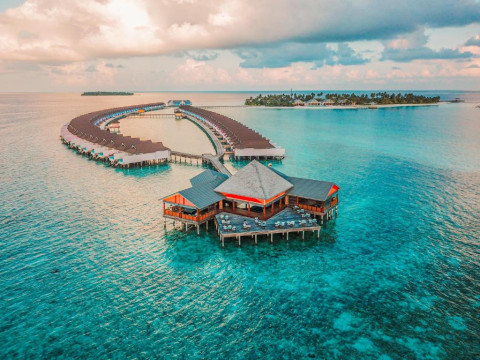 THE STANDARD, HURUVALHI MALDIVES