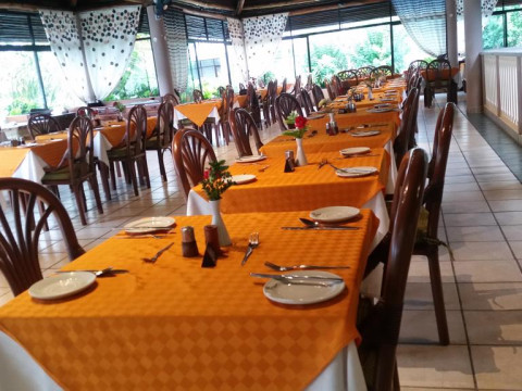 THE TRAVELLERS BEACH HOTEL