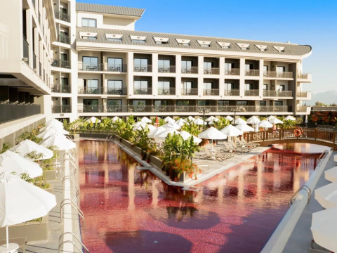 The X Belek