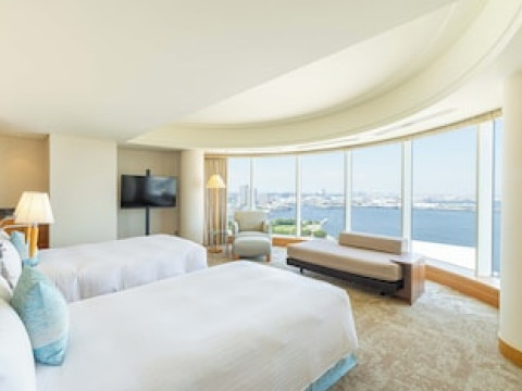 THE YOKOHAMA BAY HOTEL TOKYU