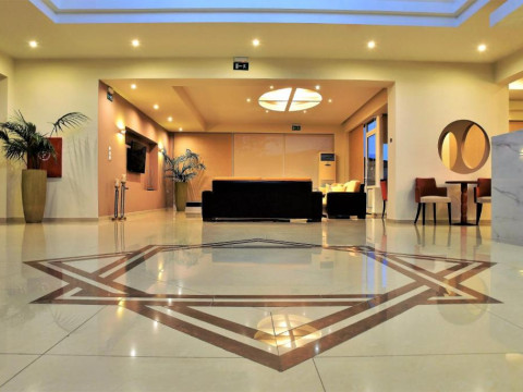 Theo Hotel