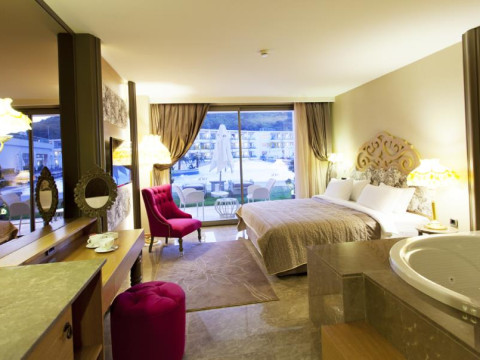 THOR EXCLUSIVE HOTEL