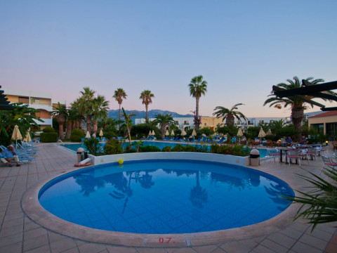 Hotel Tigaki Beach