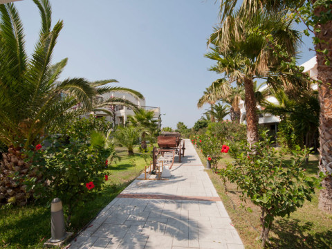 Hotel Tigaki Beach