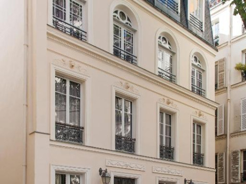 Timhotel Opéra Blanche Fontaine