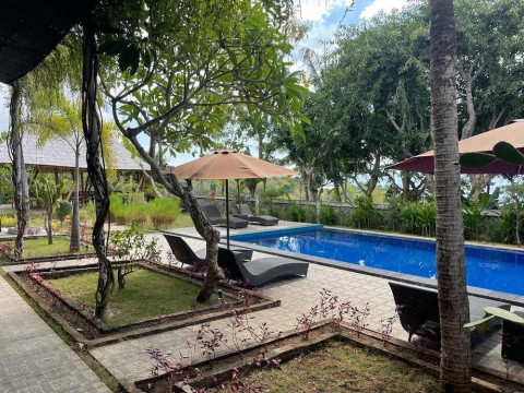 Tinggian Hill Retreat
