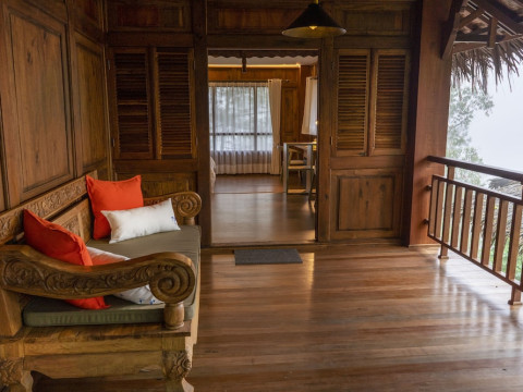 Tira Vilagna Suites & Spa