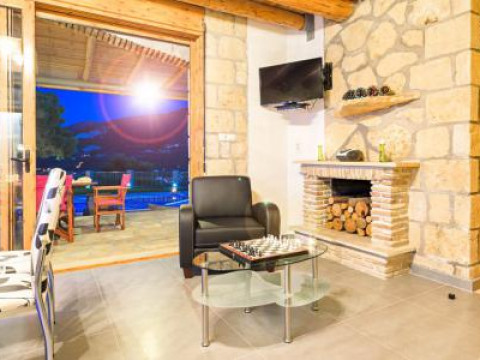 Tireda Villa