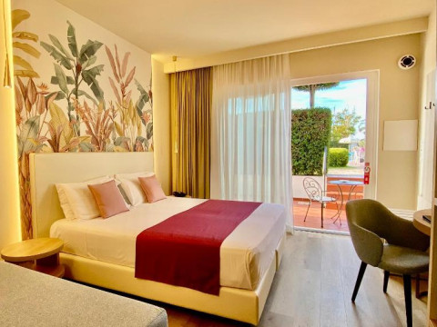 Tirreno Hotel