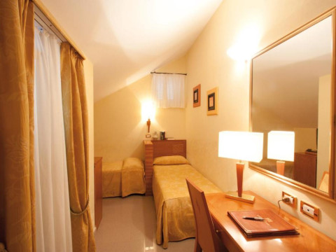 Tirreno Hotel
