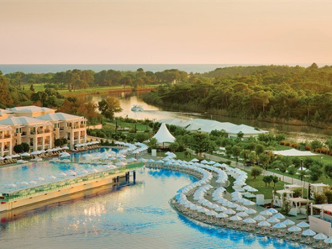 TITANIC DELUXE GOLF BELEK