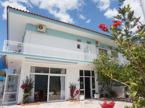 Tolon Beach Hotel (Tolo)
