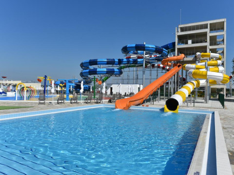 TOPOLA SKIES RESORT & AQUAPARK