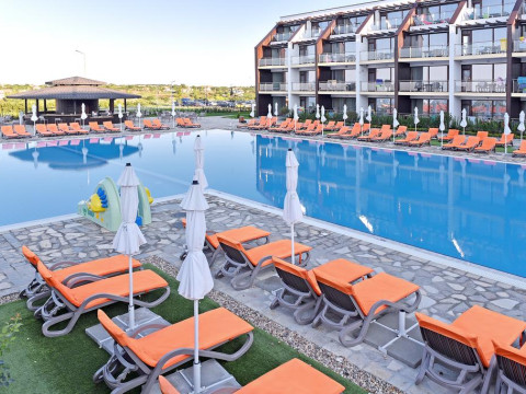 TOPOLA SKIES RESORT & AQUAPARK