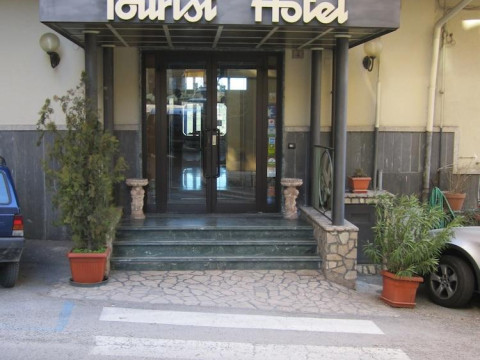 Tourist Hotel