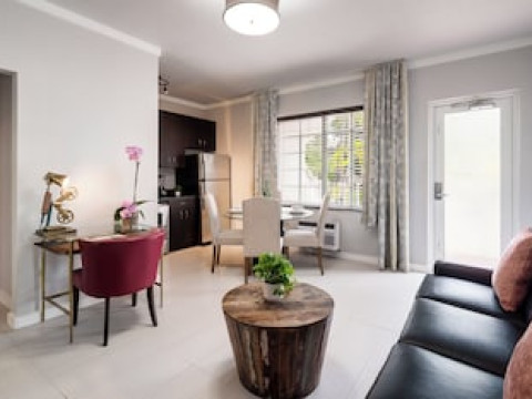 TRADEWINDS APARTMENT HOTEL MIAMI BEACH