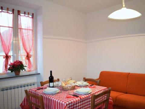 Traditional Holiday Home in Moneglia With Private Terrace