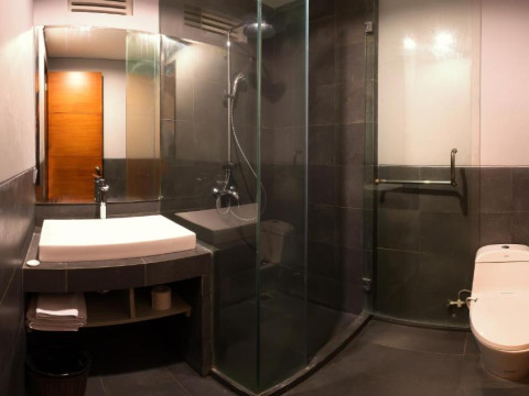 Transera Kamini Legian