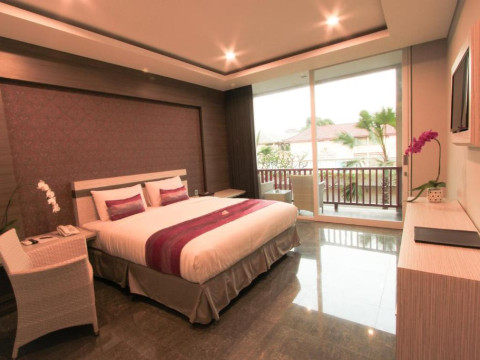 Transera Kamini Legian