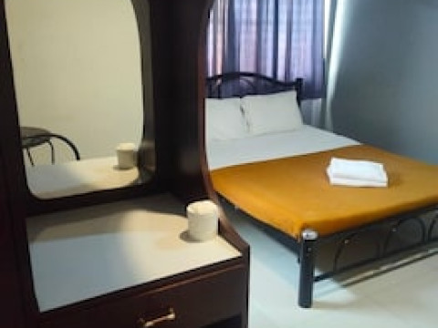 TRAVELLER INN