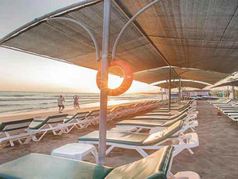 Coral Strand Hotel (Mahe)