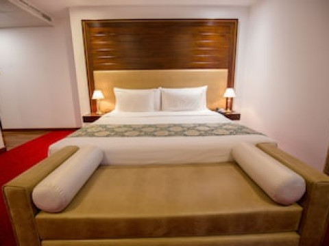 TRILLIUM BOUTIQUE CITY HOTEL