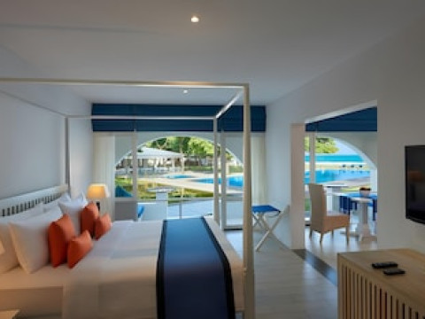TRINCO BLU BY CINNAMON