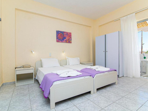TRITON MALLIA HOTEL