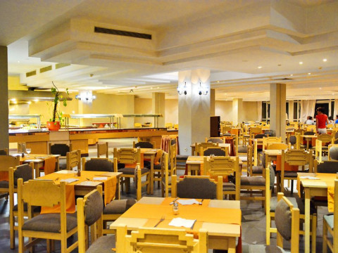 TROPICANA CLUB & SPA