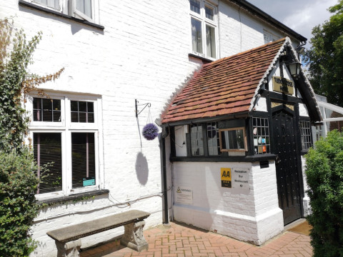 Tudor Lodge Hotel