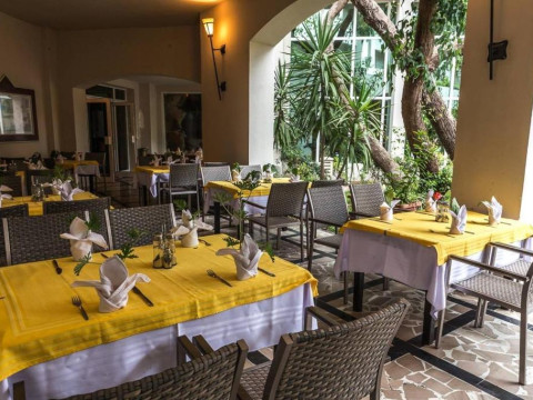 Tunisia Lodge