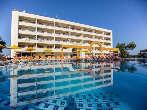 Tuntas Family Suites Kusadasi