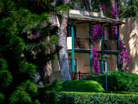 TURQUOISE HOTEL