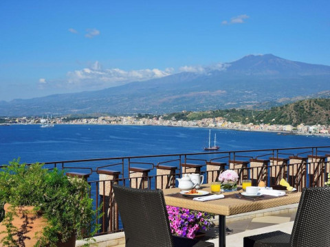 Unahotels Capotaormina