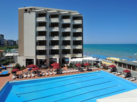 Unahotels Imperial Sport Hotel