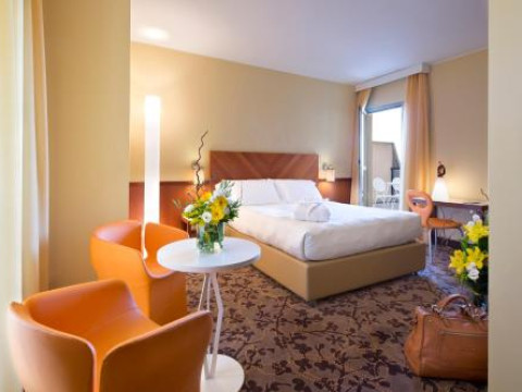 UNAHOTELS MEDITERRANEO MILANO