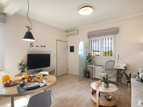 Unique Apartment