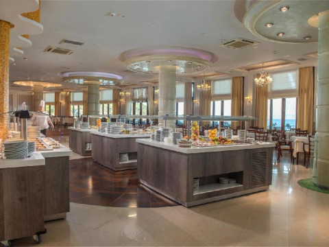 Tosca Beach Hotel