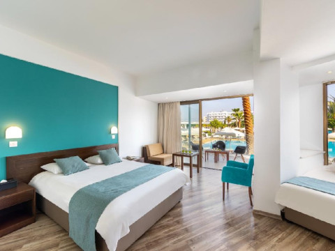 Crystal Springs Beach Hotel