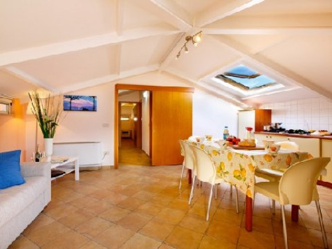 Tasso Suites
