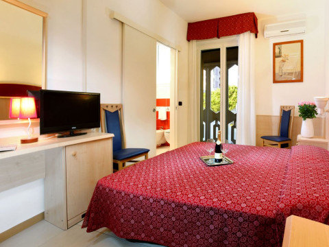 Hotel Regina (Sabbiadoro)