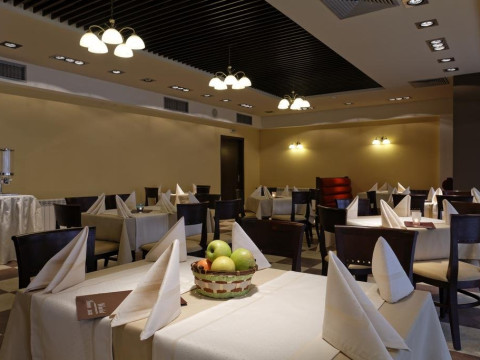 TRINITY RESIDENCE HOTEL