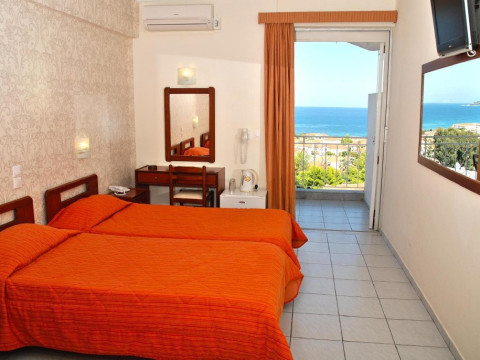Captains Hotel  (Argassi)