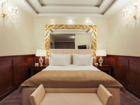 Hotel International