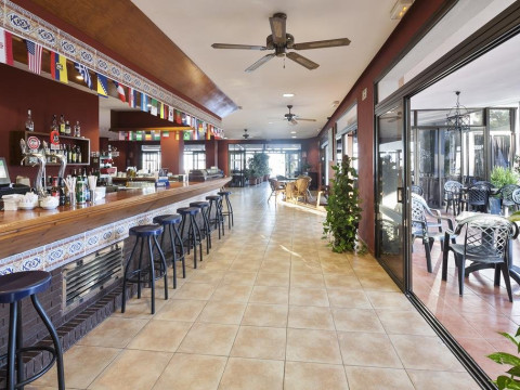 Best Triton (Benalmadena)