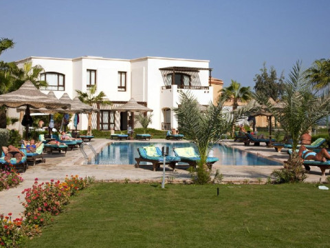 TAMRA BEACH RESORT