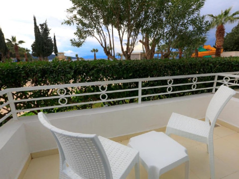 LABRANDA TMT BODRUM RESORT (Icmeler)